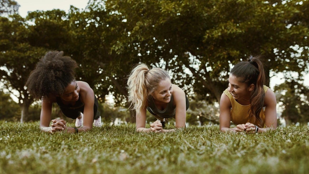 how to teach yoga classes outside 